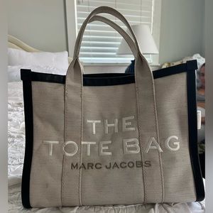 Marc Jacobs The Tote Bag